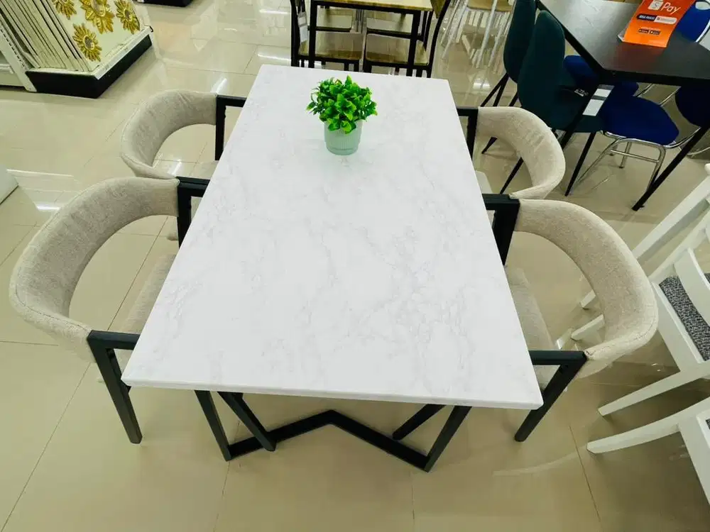 Meja Makan Harper Set white