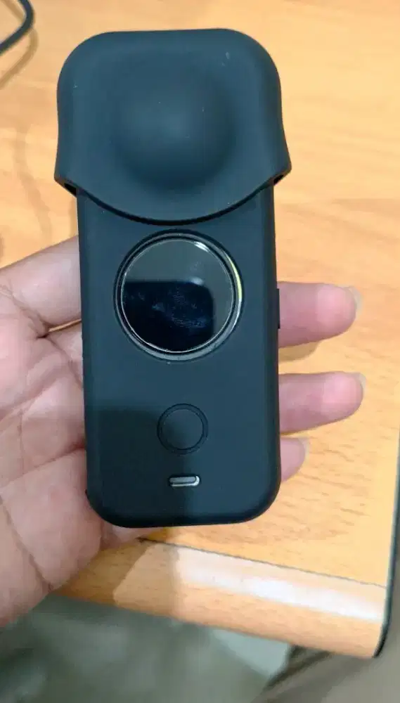 Insta360 X2 Bekas minus body dan sudah pernah ganti 1 lensa