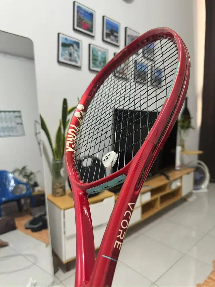 Yonex Vcore Red Ruby 2026 100/300gr
