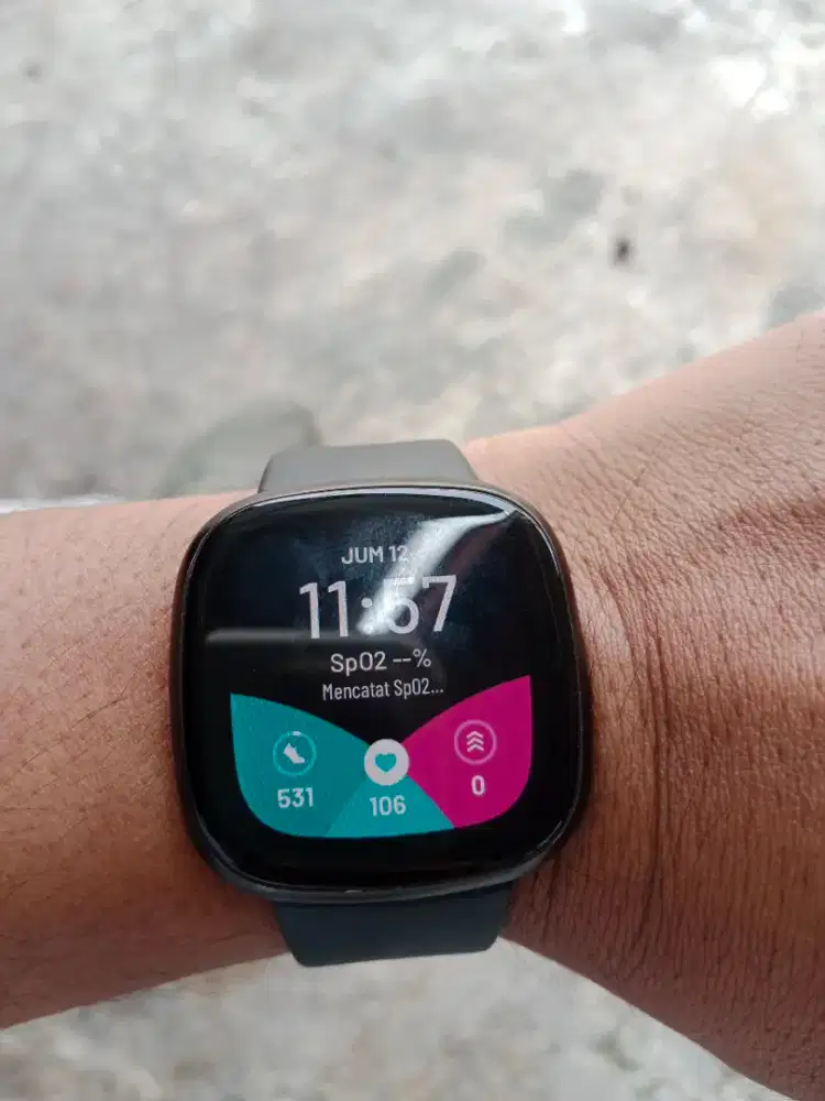 Dijual Fitbit versa 3