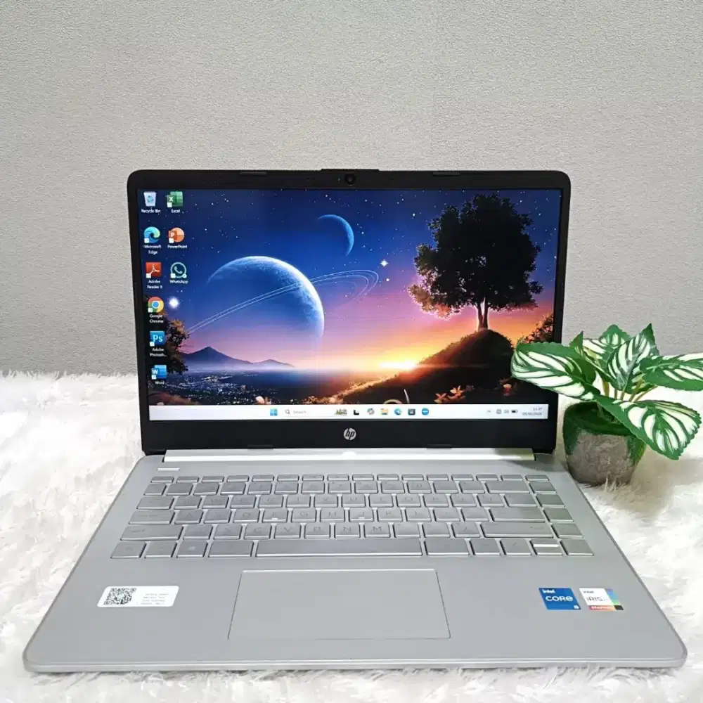 HP 14S DQ5152TU INTEL CORE I5 1235U RAM 8GB SSD 512GB LAYAR 14.0 FHD