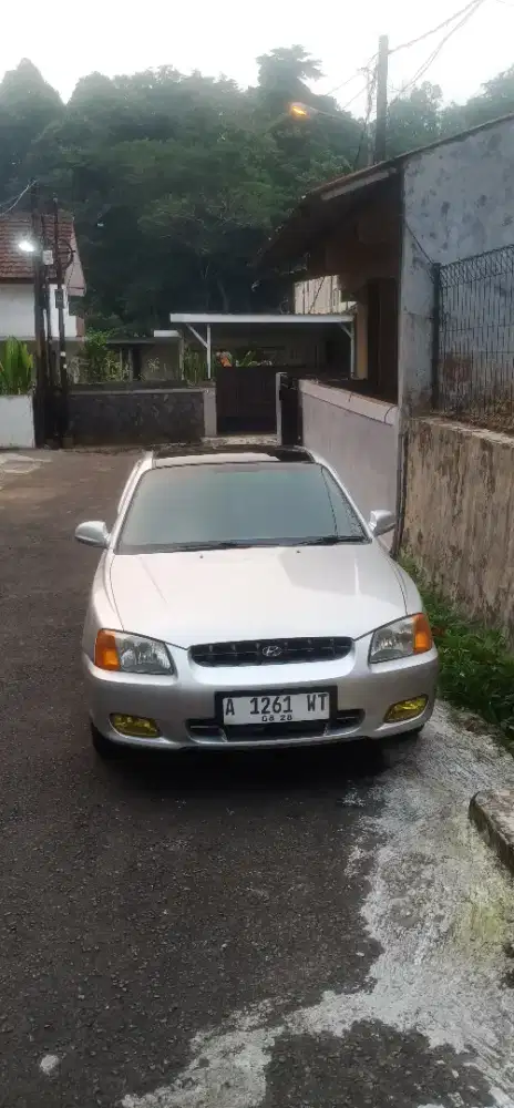 Hyundai Accent Verna 2003 Bensin