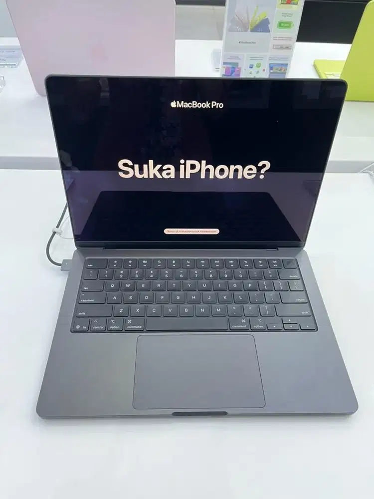 CICILAN MACBOOK PRO M4(inch) 24/512GB