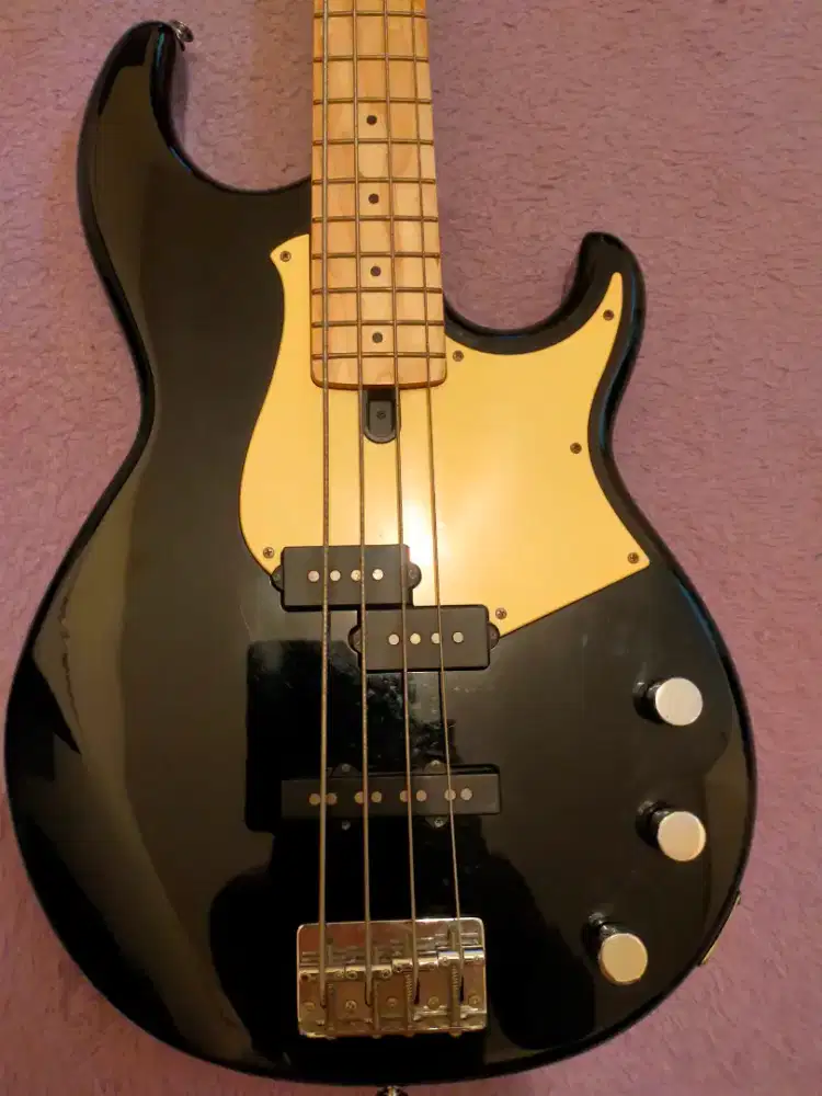 BASS YAMAHA BB434M