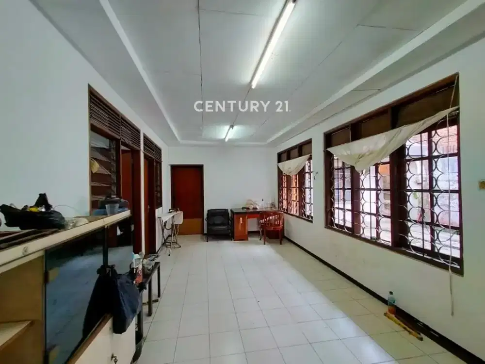 Rumah Asri Di Main Road Raya Lembang Dekat Farm House