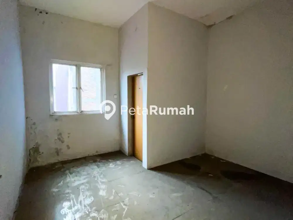 DIJUAL RUMAH JALAN YOS SUDARSO LORONG  (RICHARD)