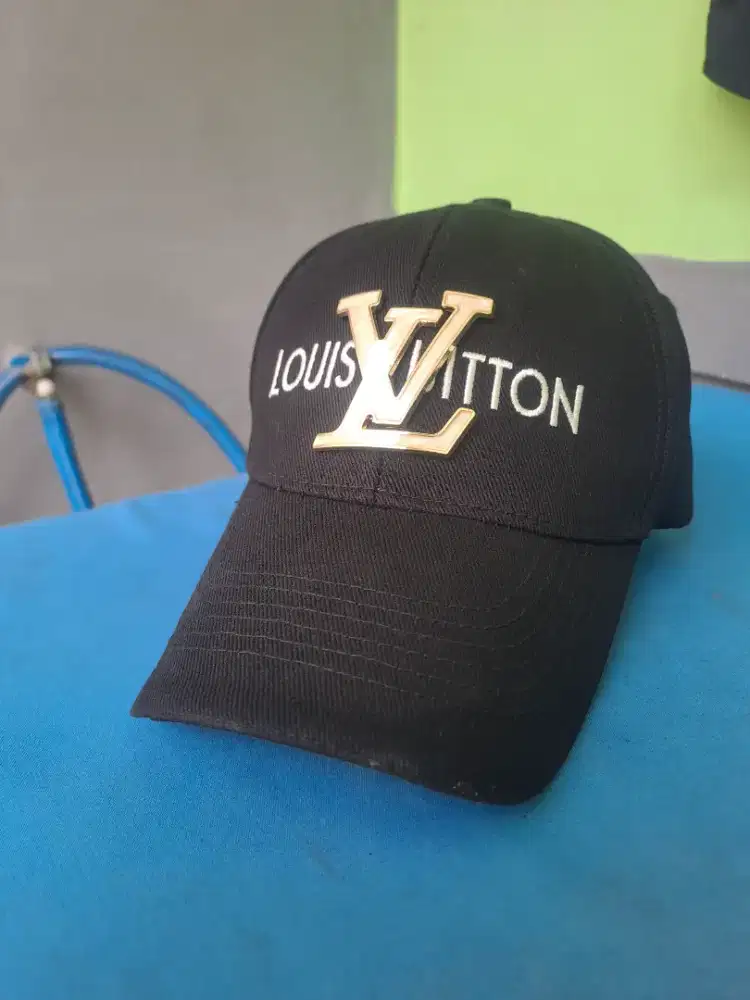 Topi Louis Vuitton
