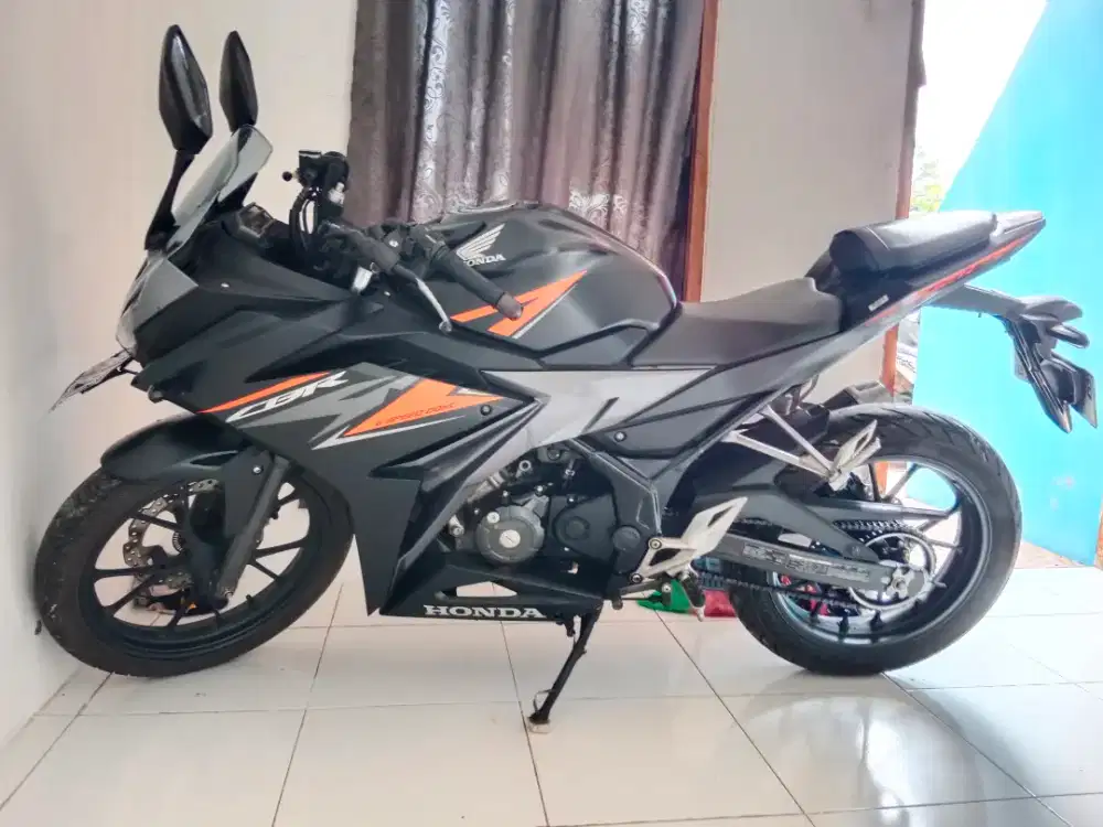 Motor CBR ABS 150 CC