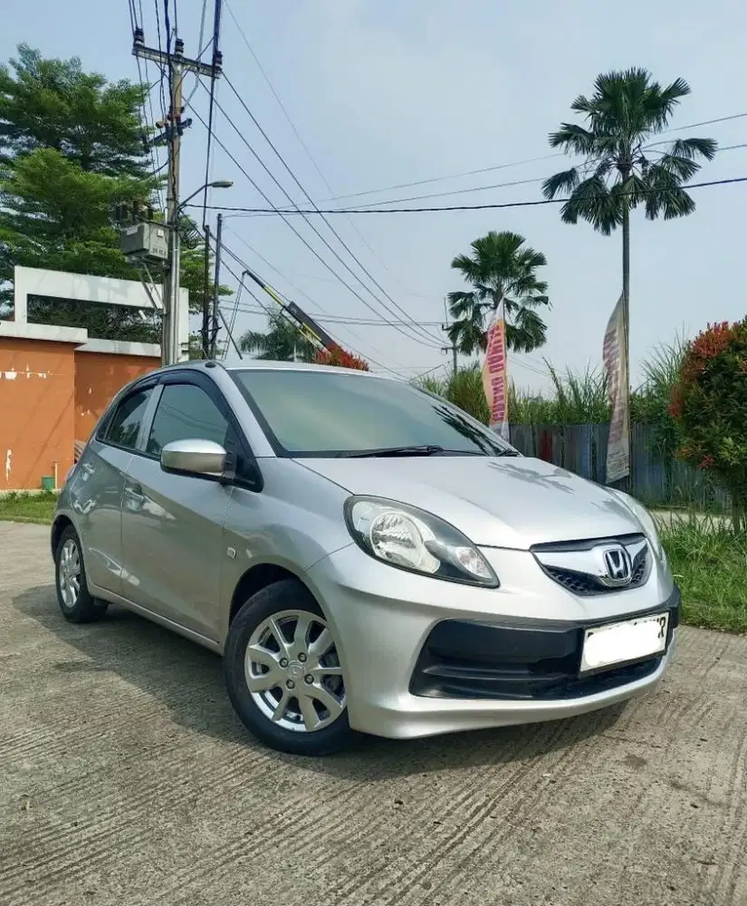 Honda brio e cbu 1.3 2013