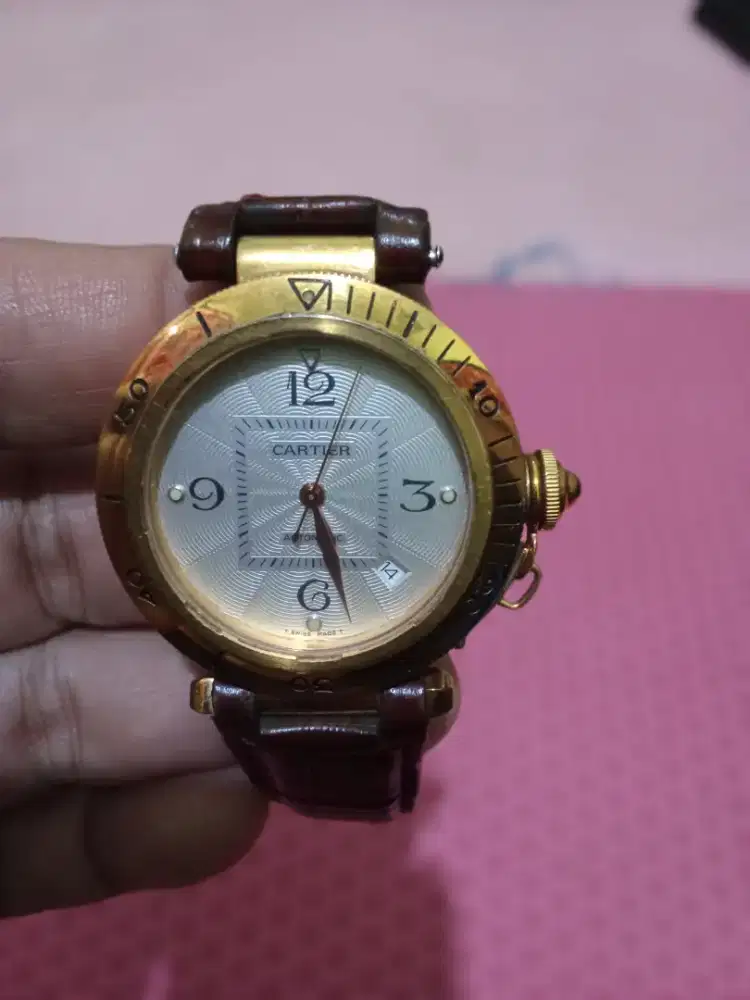 Jual cepat jam tangan lelaki merk Cartier