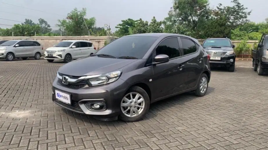 LOW DP Honda Brio Satya 1.2 E Bensin-AT 2022 HFX