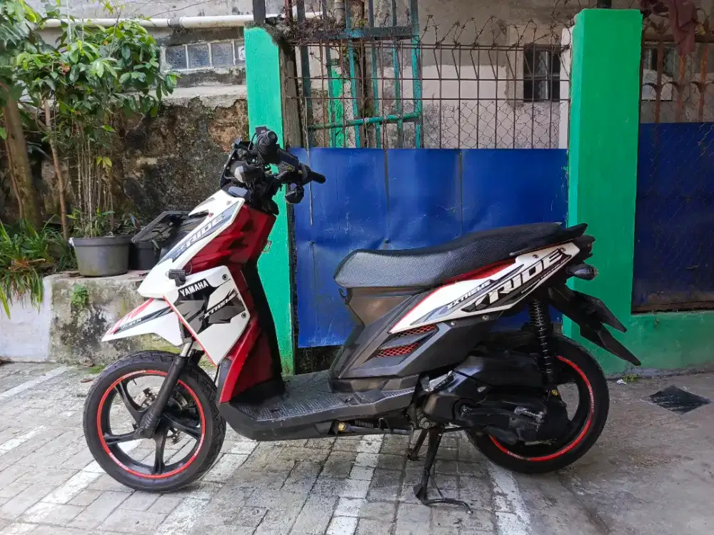Jual / tuker tambah xride 2014 komplit cakep