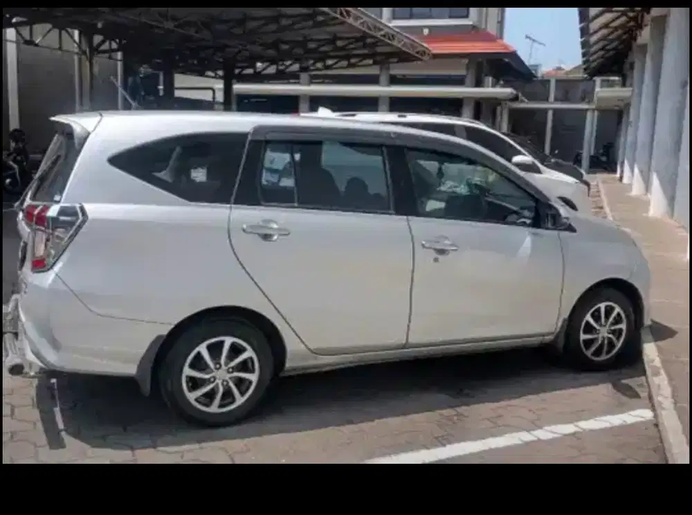 Daihatsu Sigra 2021 Bensin