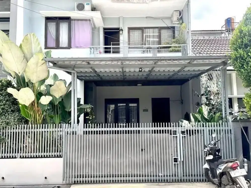 Jual Cepat Rumah Bagus 2 Lantai Dalam Komplek Antapani