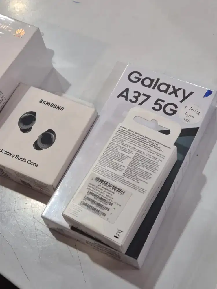 Beli samsung A37 free buds core seharga 699k, cicilan bisa 0%