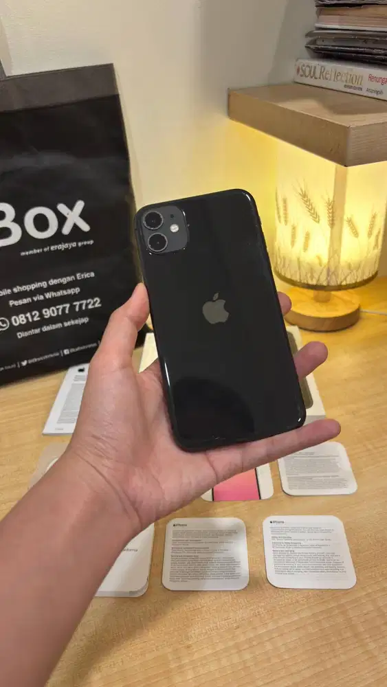 iPhone 11 64GB Black ex Garansi Resmi iBox
