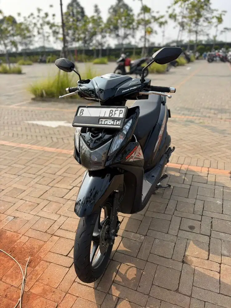 JUAL!! Honda Beat Esp 2015 Mulus