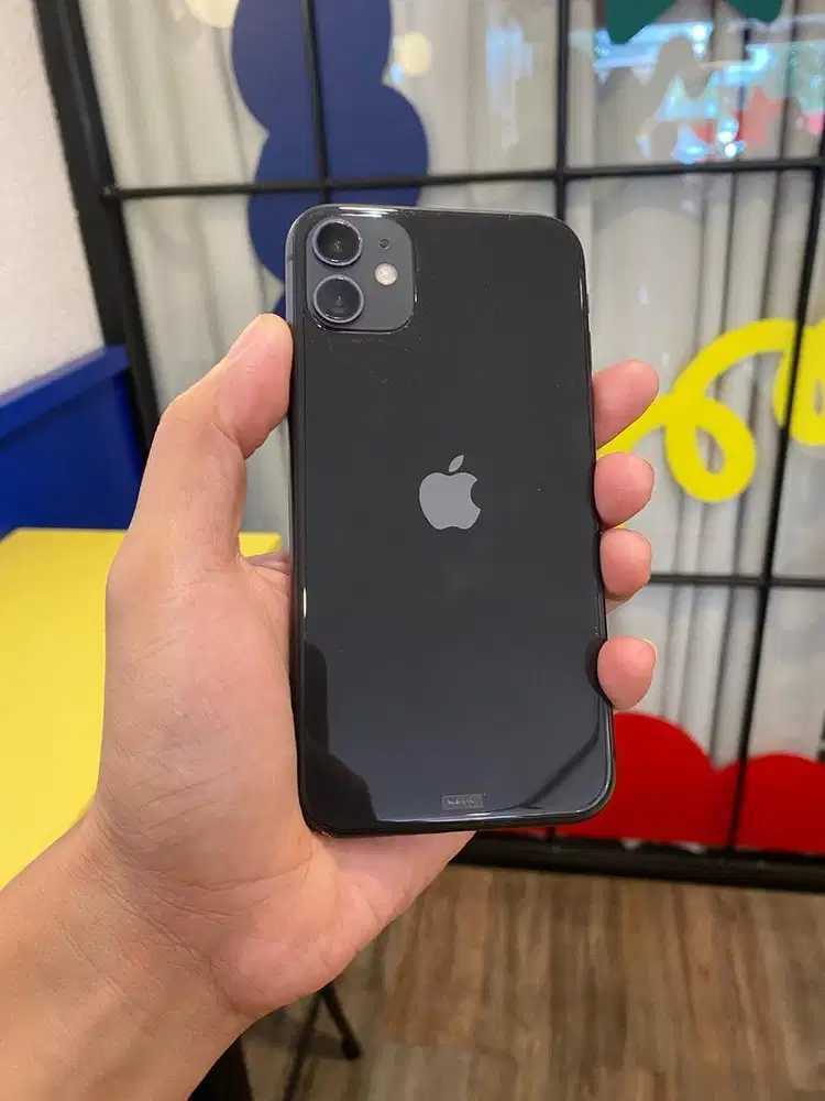 Dijual iPhone 11 128gb iBox original resmi