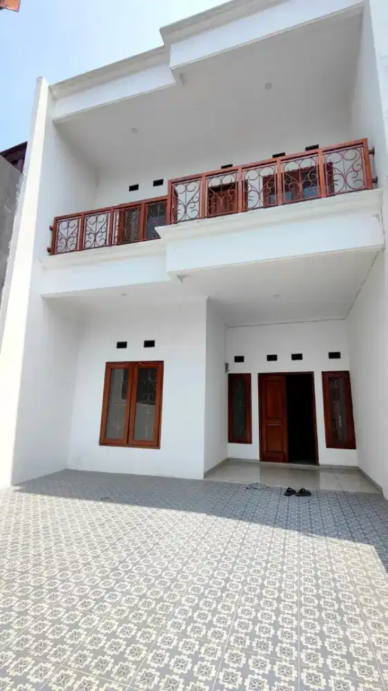 Rumah 2 Lantai Kreo larangan Ciledug