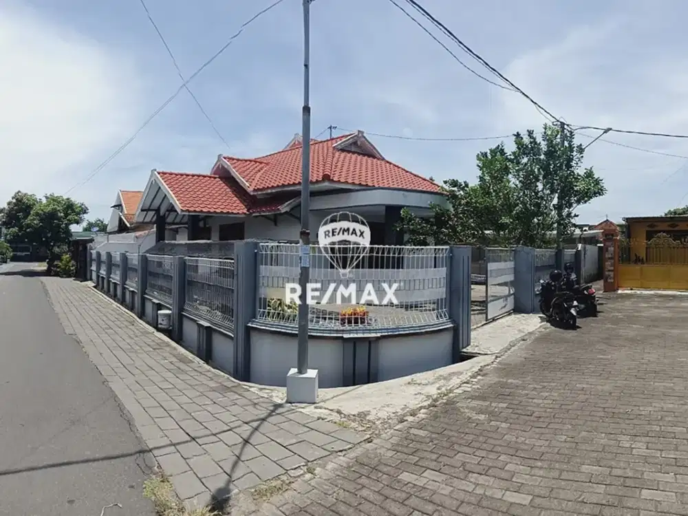 DIJUAL RUMAH TENGAH KOTA – JL. BRAWIJAYA, BANYUWANGI
