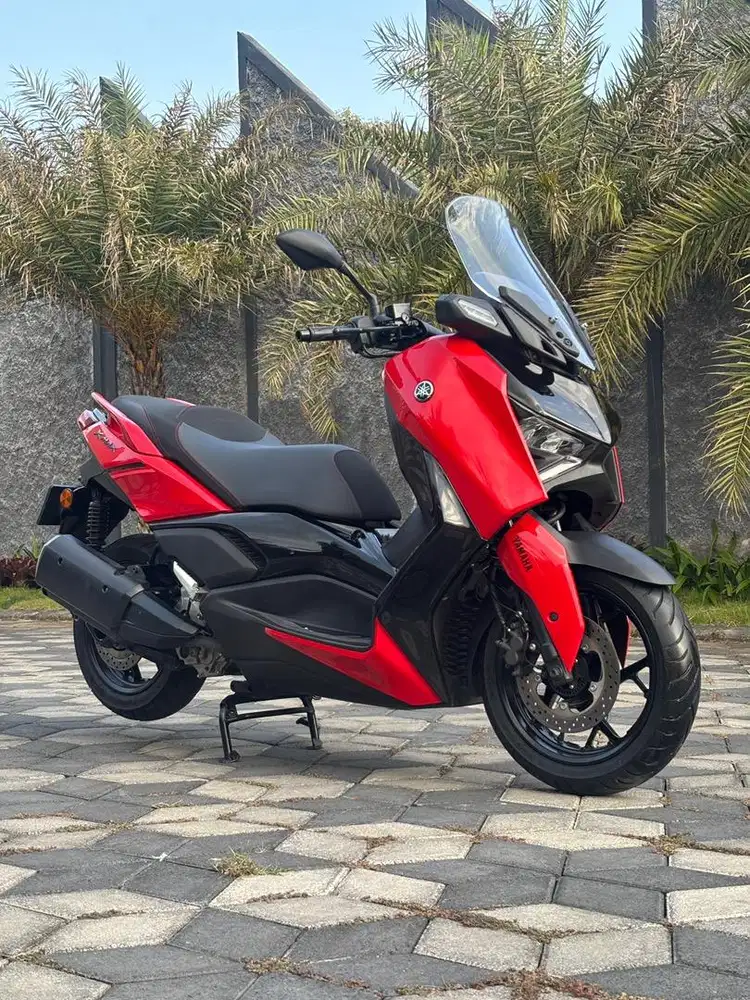 Yamaha XMax 250 ABS Keyless 2024 Metalik Red Odo 7rb Koko Motor