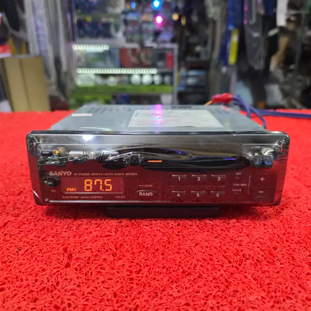 Head Unit Single Din SANYO FXR-315GD Kaset Radio FM AM