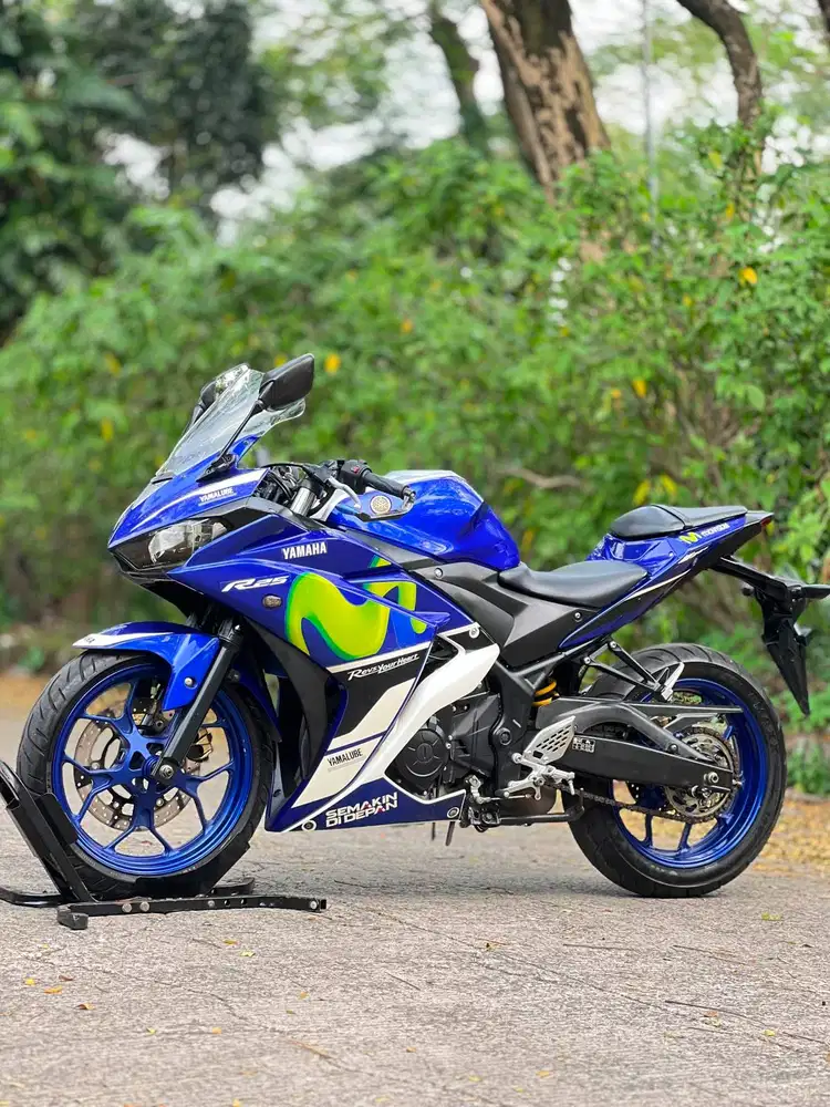 YAMAHA R25 OLD BIRU MOVISTAR 2015 KM LOW PAJAK PANJANG TANPA PR