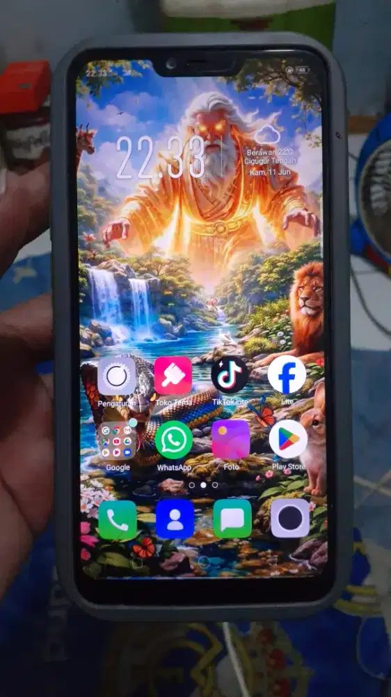 Oppo A3s 4G 2/16 layar 6.2 inchi normal