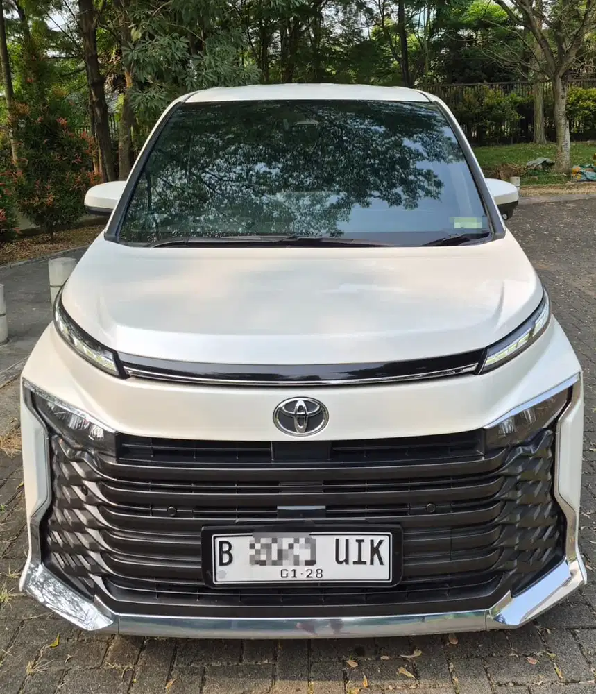 Toyota Voxy New NiK 2022, pakai 2023