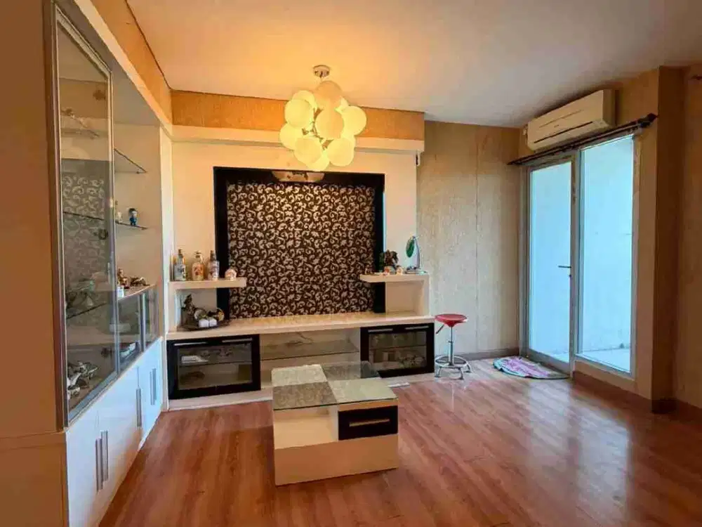 DIJUAL CEPAT APARTEMEN FULL FURNISH di EAST COAST PAKUWON CITY SURABAYA TIMUR
