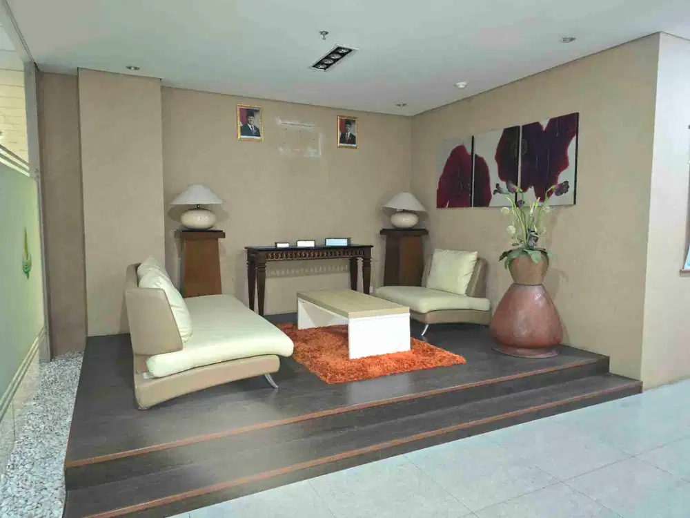 DISEWAKAN CEPAT kantor SIAP PAKAI di SPAZIO, di jantung surabaya barat, NEGO SAMPAI DEAL!!!