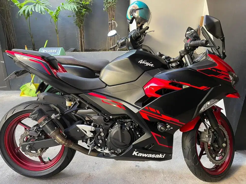 Dijual motor ninja 250 jarang dipakai