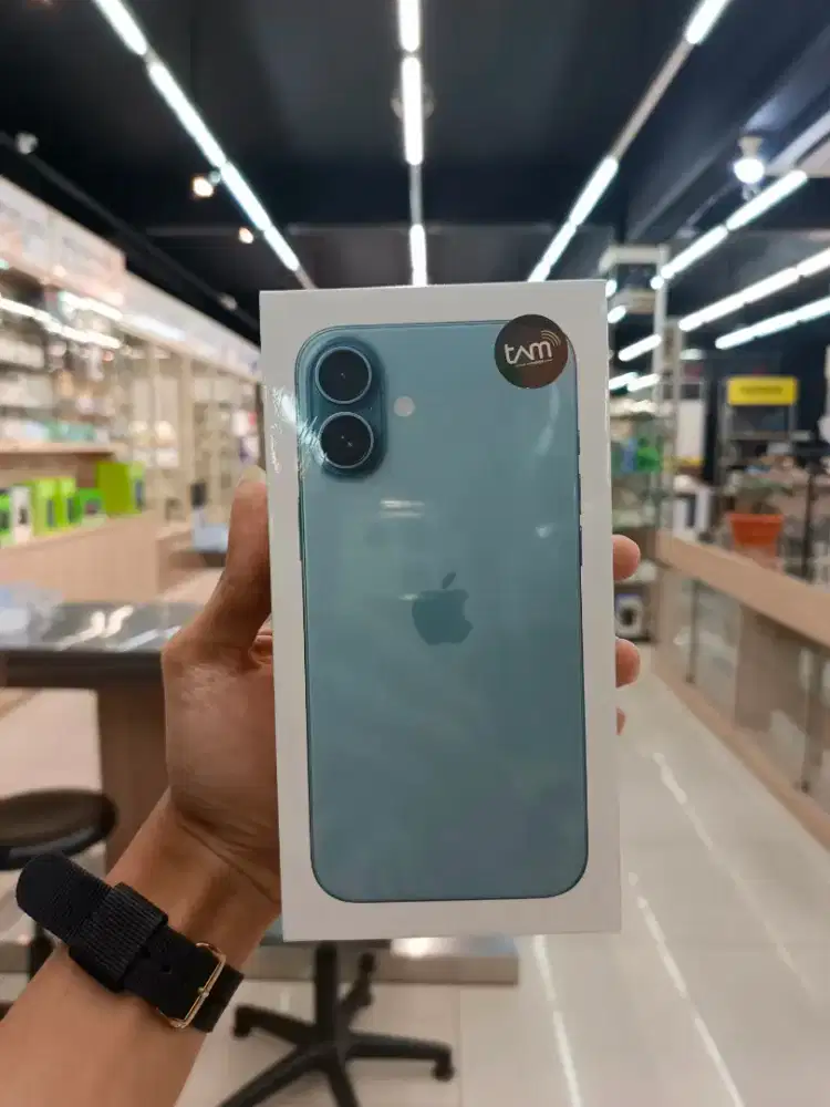 Apple iPhone 16 Plus 128GB Free Adaptor 20W Cicilan 0% Tanpa Bunga