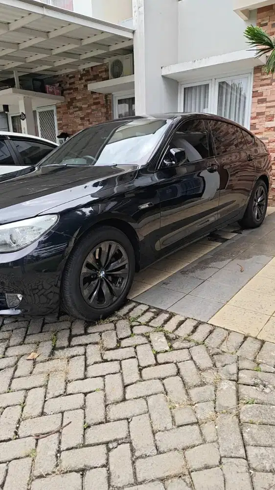 BMW 535i 2011 Bensin