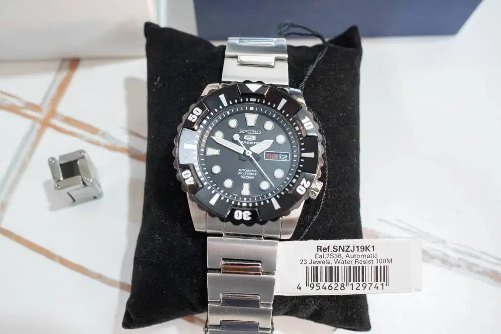 Jam Tangan Seiko Sports SNZJ19K1 SNZJ19 SEIKO Cal 7S36 Automatic Watch