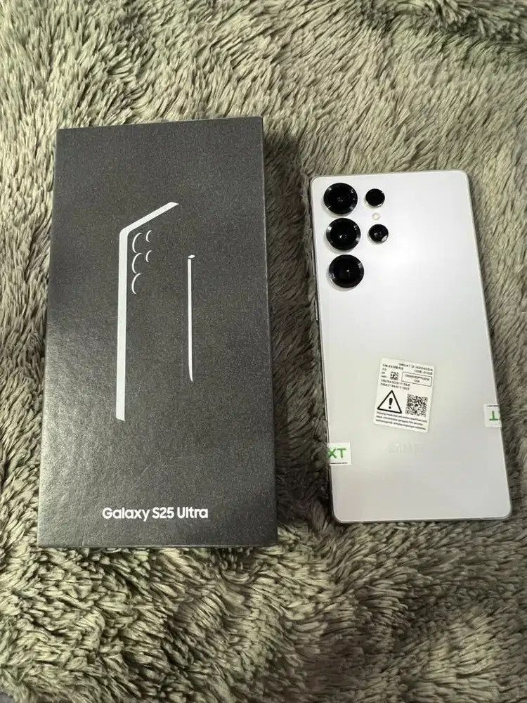 Samsung S25 ultra 12/512 gb sein fullset mulus