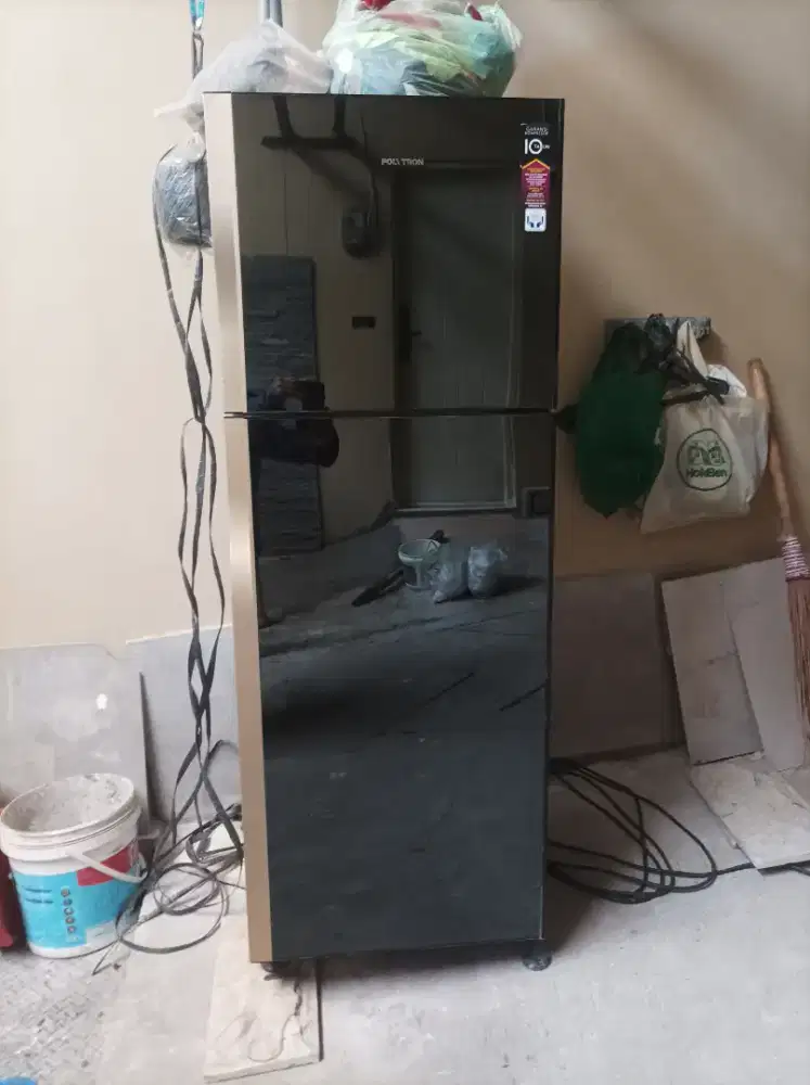 Kulkas 2 Pintu Polytron