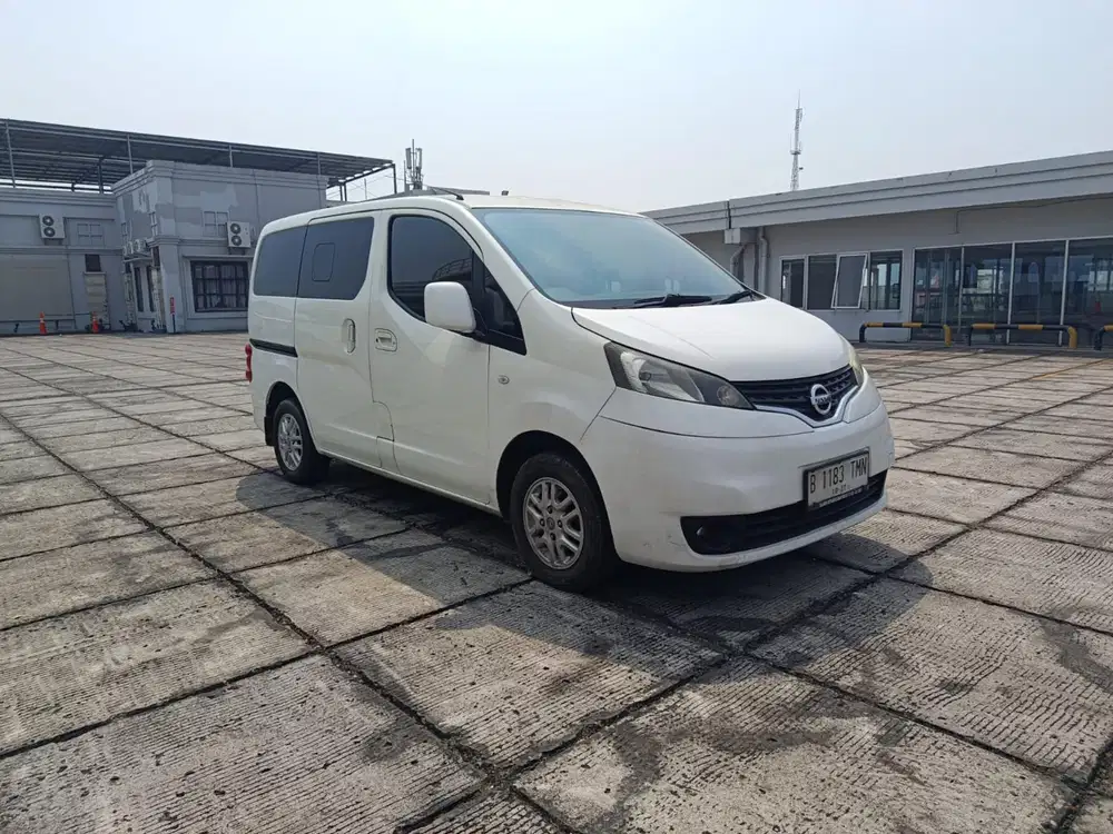 Nissan Evalia Xv at Putih 2012 murah