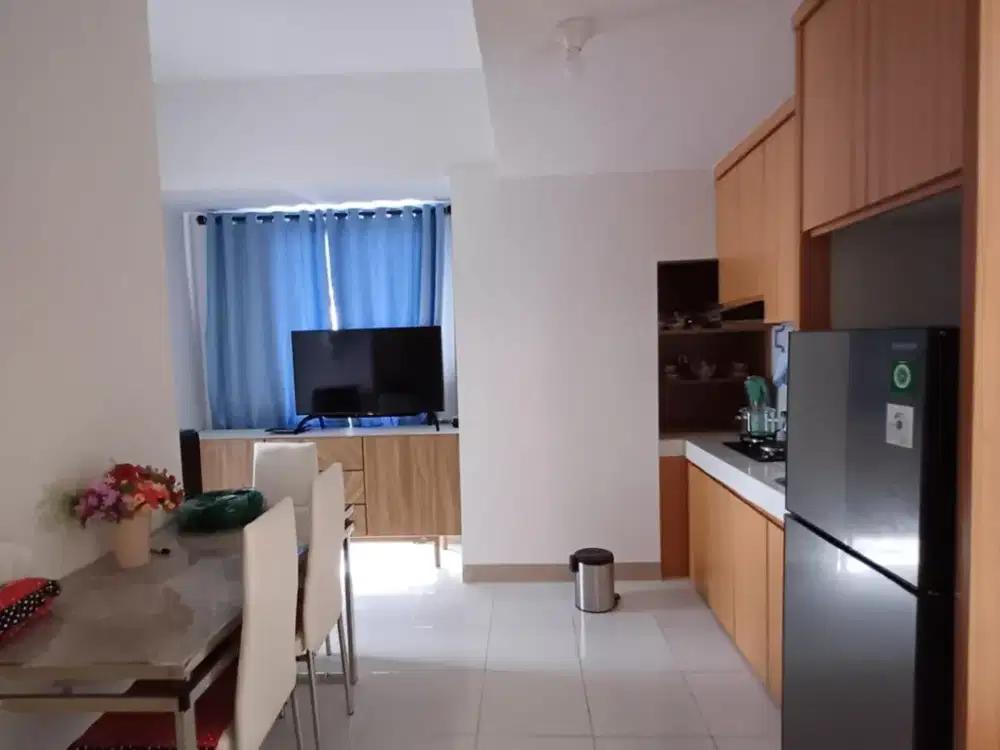 DISEWKAN APARTEMEN TOKYO RIVERSIDE 2 BR FURNISH 70JT/TH