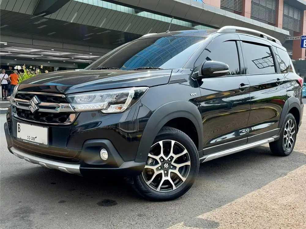 XL7 Zeta A/T 2023 | LOW KM | PAJAK PANJANG