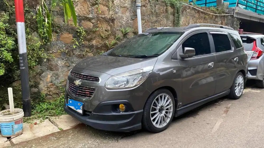 Chevrolet Spin LT 2014