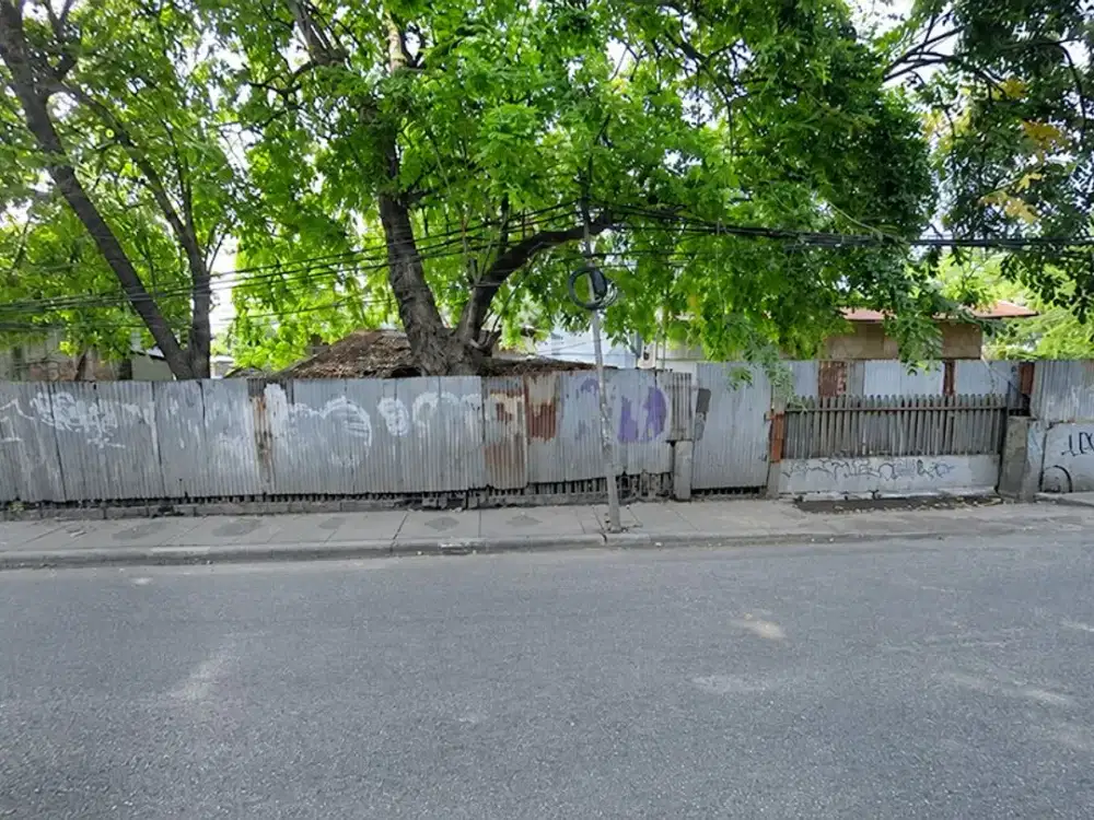 DIJUAL Gudang Pinggir Jalan Raya Daan Mogot Cengkareng Jakarta Barat LT 1.424 m² Akses Kontainer 40 Feet