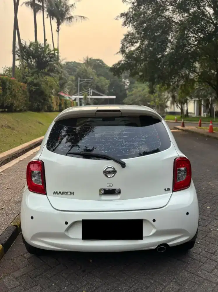 Nissan March 2015 1.5 Matic