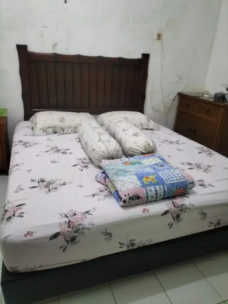 ranjang dan kasur merk alrga 180x200