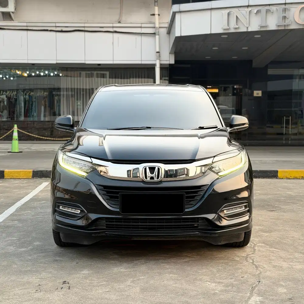 ‼️DP 10 JT‼️HONDA HRV SPESIAL EDITION, MOBIL TERAWAT & SIAP PAKAI.