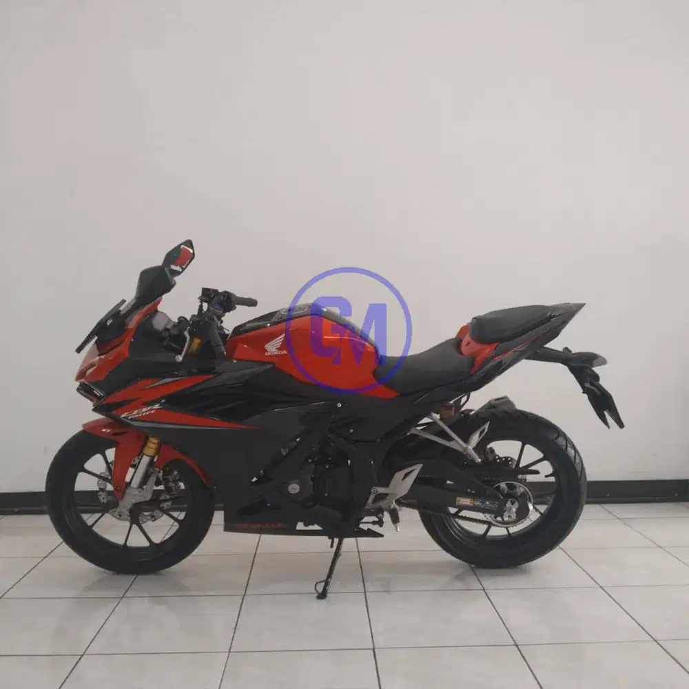 Honda CBR 150R Tahun 2024, Cash - Kredit