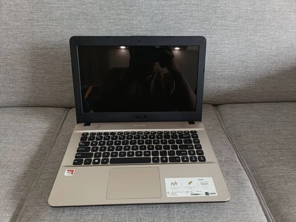 [Second] Asus X441B | AMD A9 - 9425 | Ram 4GB DDR4 | SSD 128GB