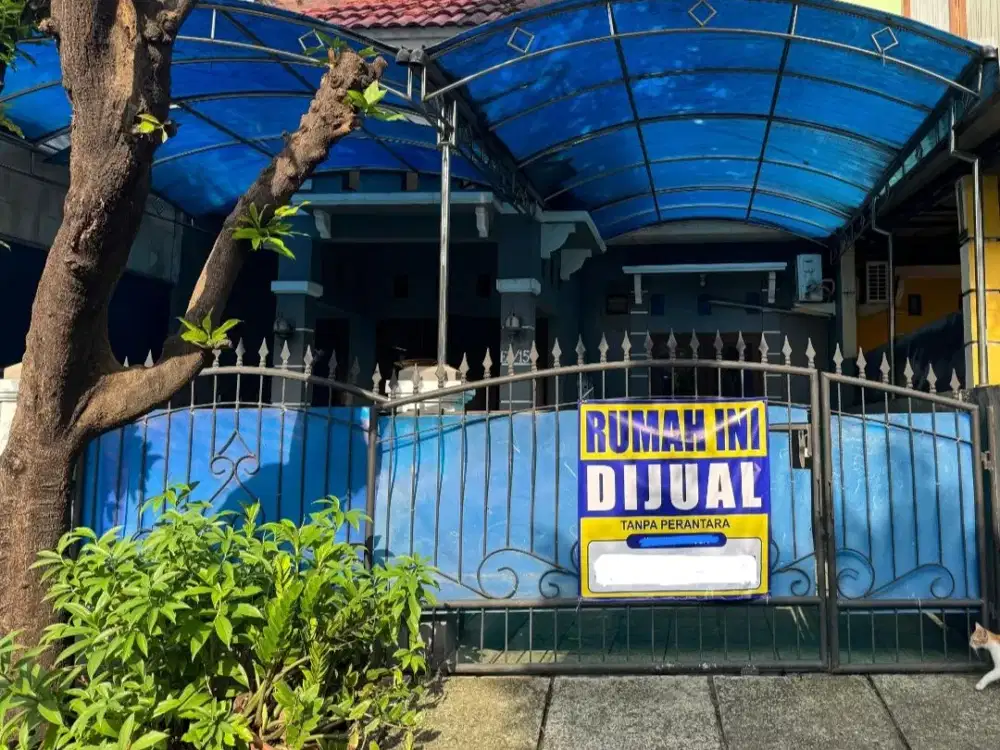 Rumah Strategis Dekat Kolam Renang dan Mall Galaxy Bekasi