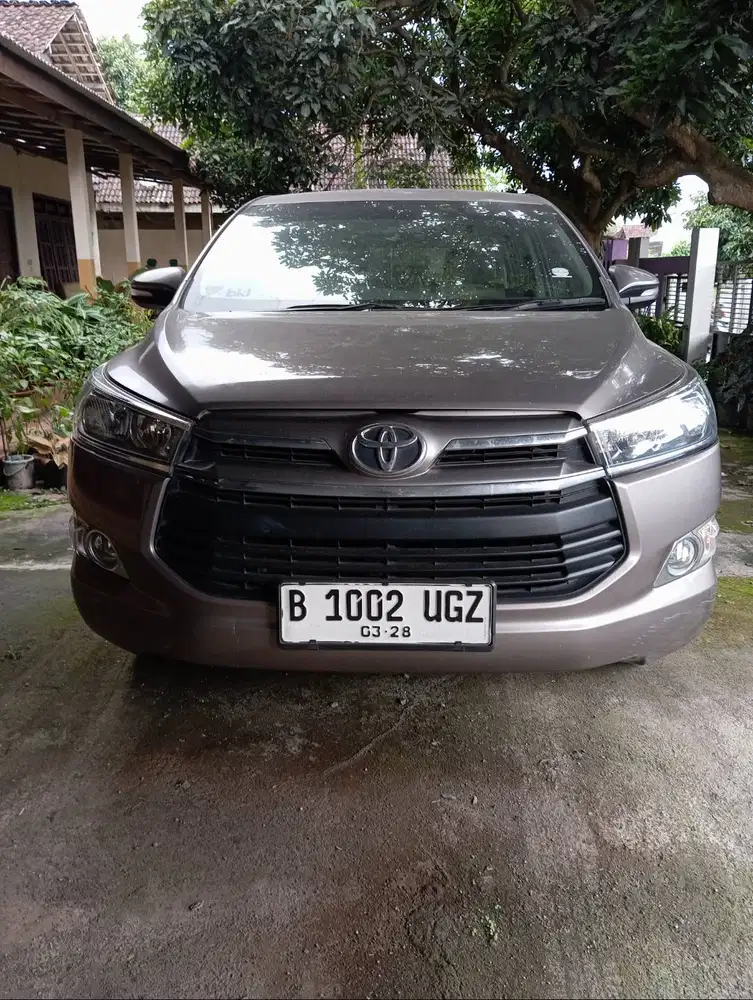 Dijual Cepat Kijang Innova Reborn 2016, Istimewa Tgn-1 dari Baru!