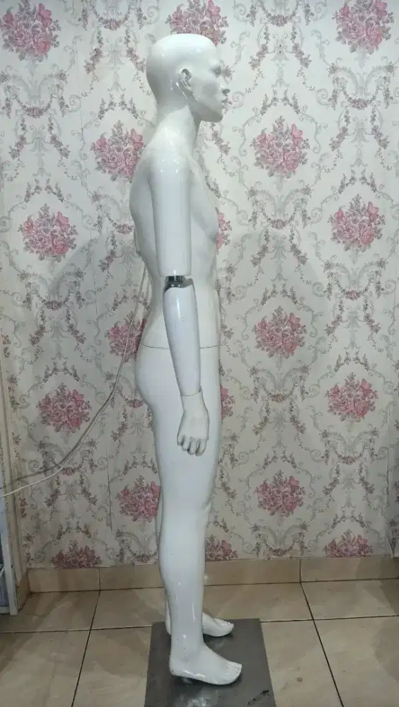 Mannequin / Patung Busana